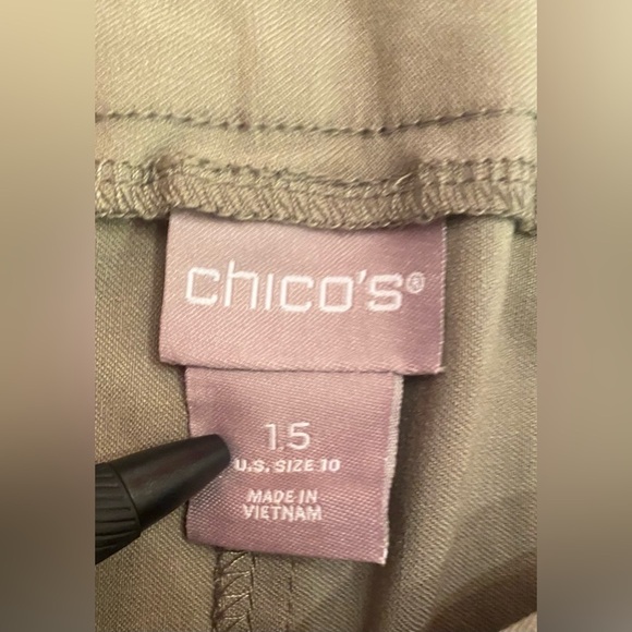 Chico’s Woman’s Tan Crop Pants Size 10 - Inseam 24” - Picture 4 of 5